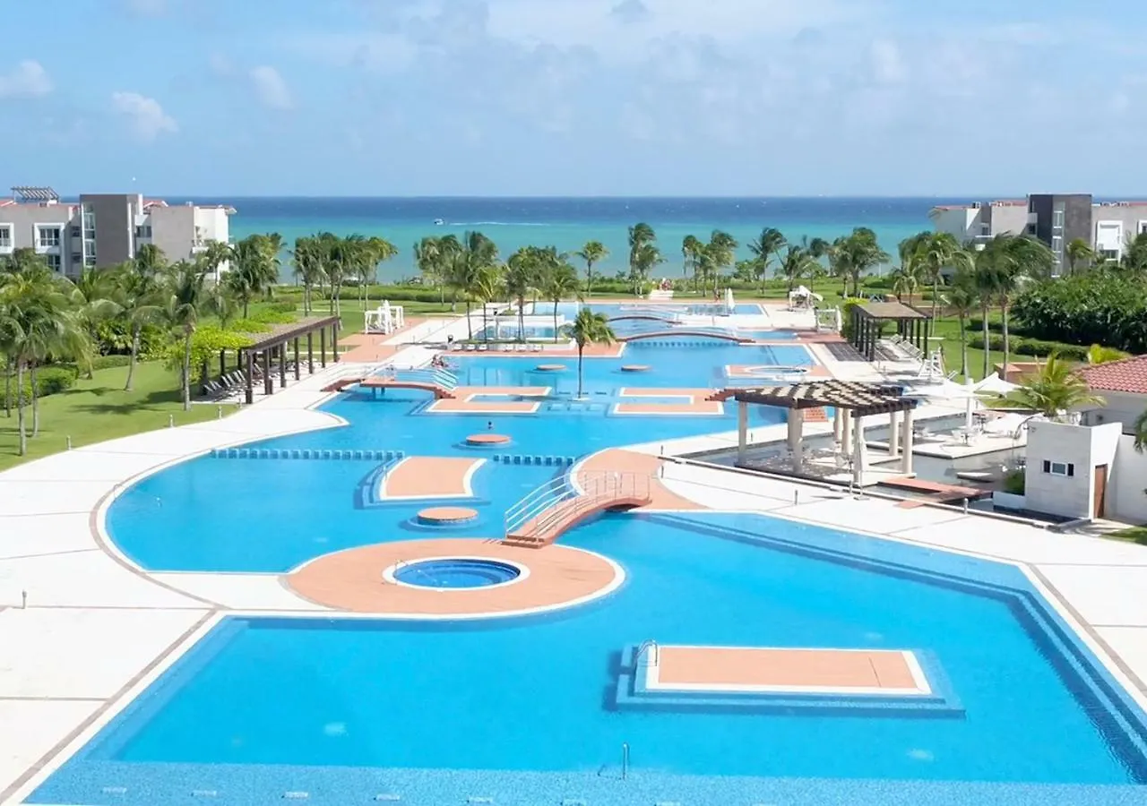 Condo Boutique Oceanfront Playa del Carmen