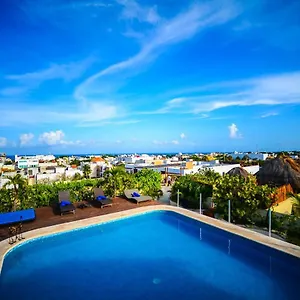 Encanto Riviera Aparthotel
