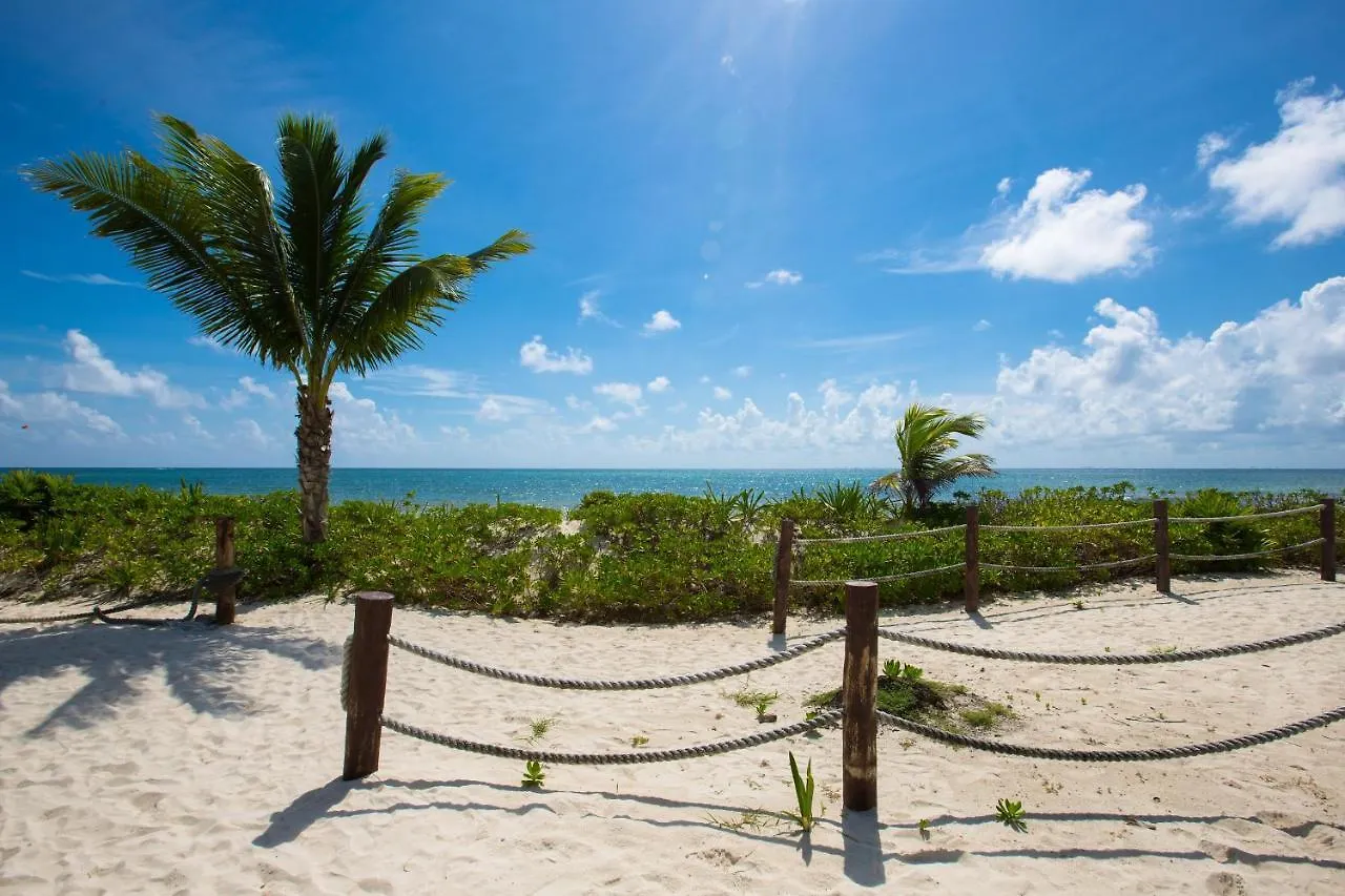 Condo Boutique Oceanfront Playa del Carmen